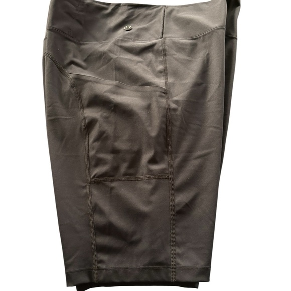 On Running Active Work Out Performance Shorts XL Black Logo 10” Pull On Athletic - Picture 2 of 4